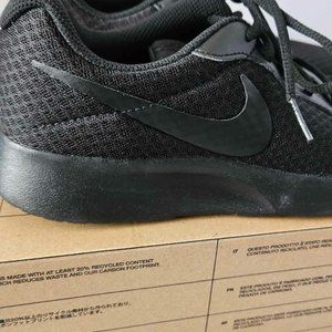 Nike Women's Black Tanjun Sneakers Size 8